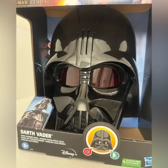 Star Wars Darth Vader Voice Changer Mask - Picture 10 of 10